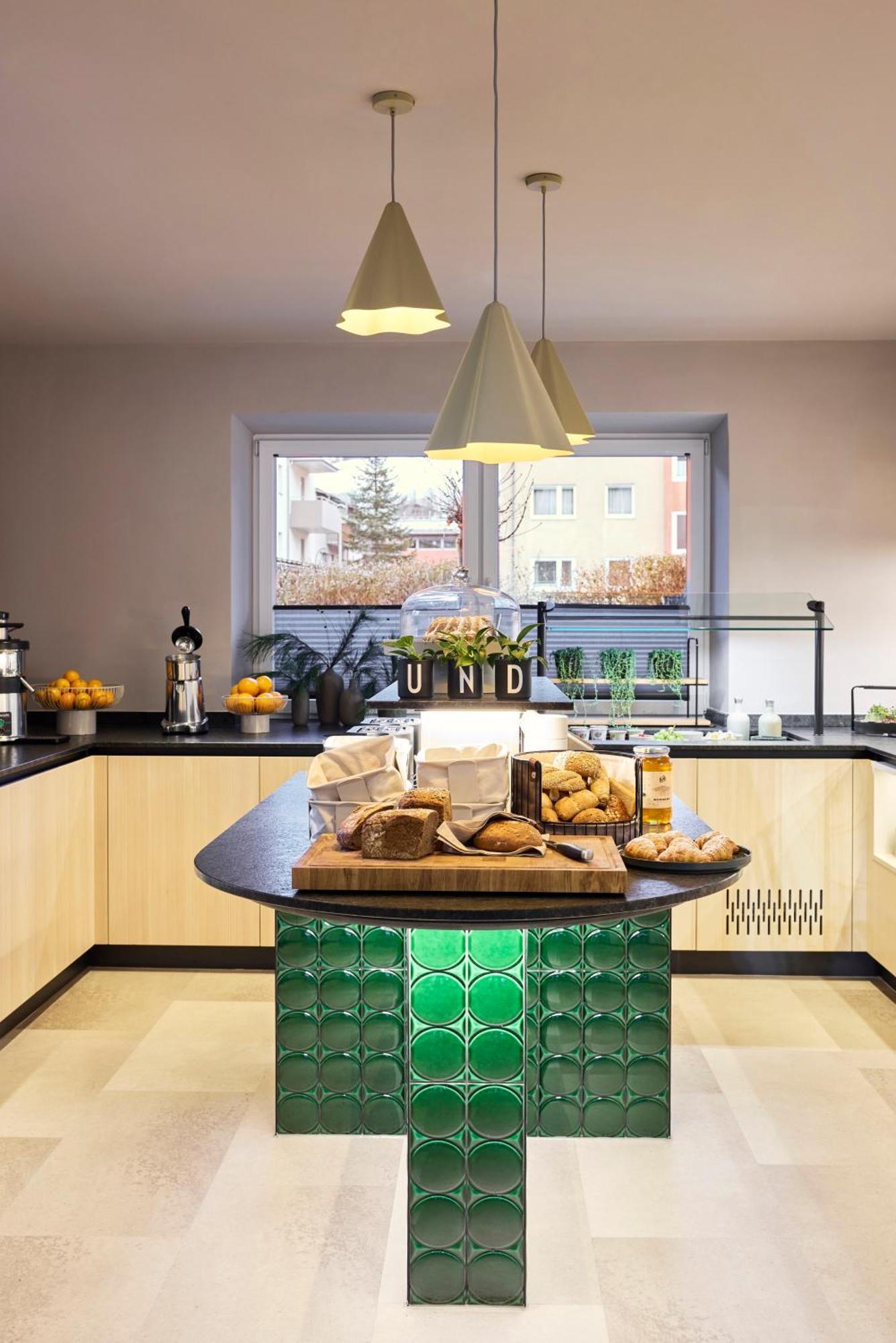 Hotel Und - Smart Alpine Stay Schladming Kültér fotó